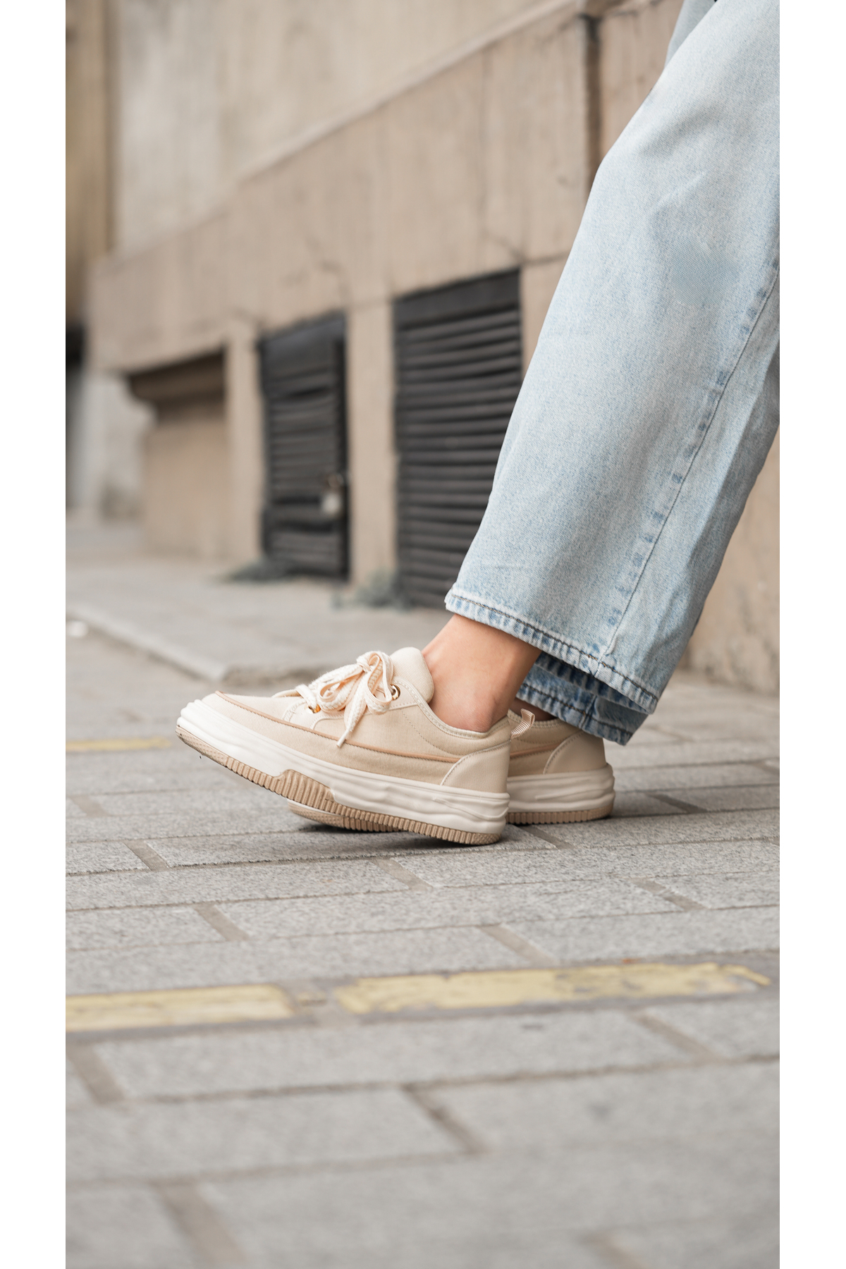 Marjin  Kadın Yüksek Taban Sneaker Keten Kumaş Bağcıklı Spor Ayakkabı Hesna Bej - Görsel 3