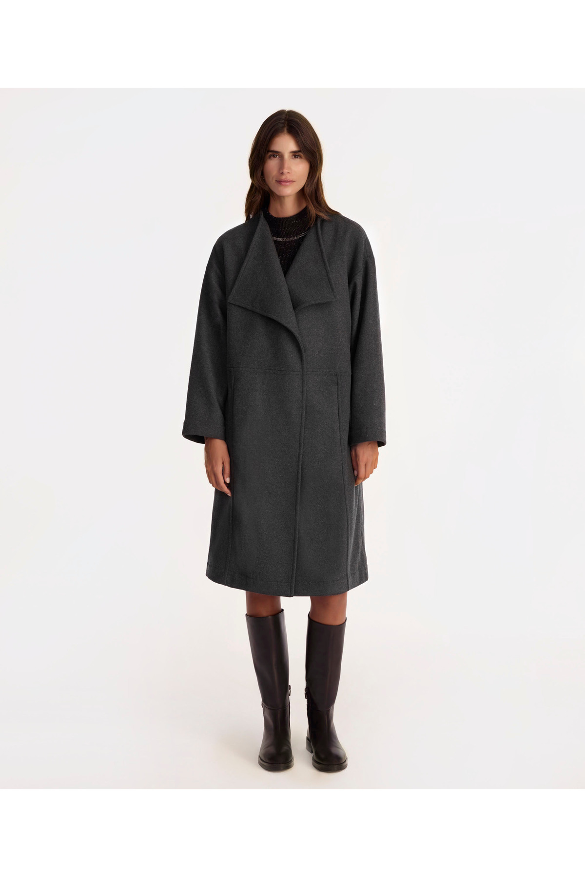 Yargıcı  Geniş Şal Yaka Uzun Kol Palto