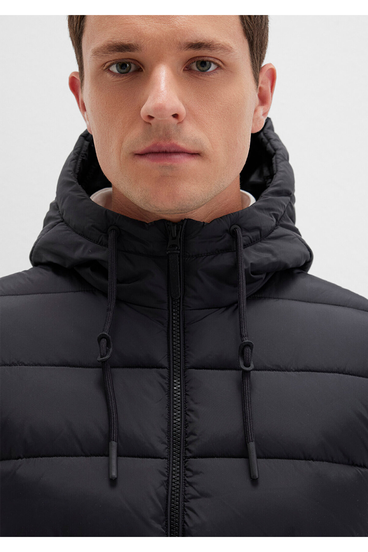 Mavi  Kapüşonlu Siyah Şişme Yelek Regular Fit / Normal Kesim 0110604-71379 - Görsel 6