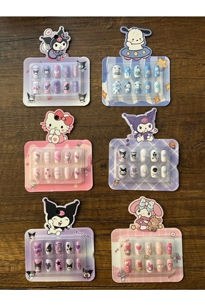 gülümse gel Çocuk Takma Tırnak 1 Paket Kuromi Hello Kitty Pompompurin Yapışkanlı