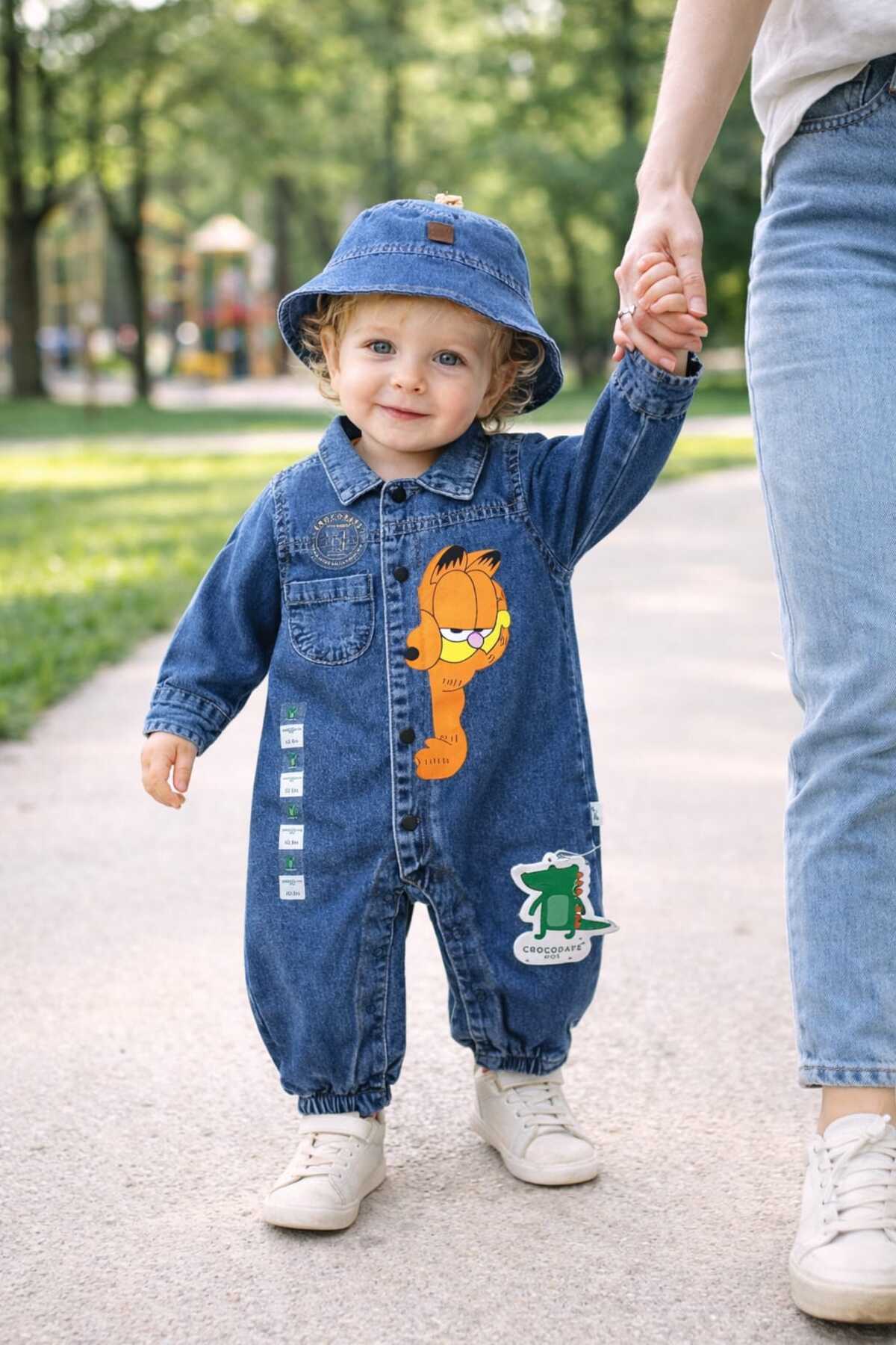 CROCODAYS Unisex Çocuk Bebek Kot (JEANS) Baskılı Şapkalı Tulum (3/6/9/12/18) Ay fotoğrafı 4 (önizleme)
