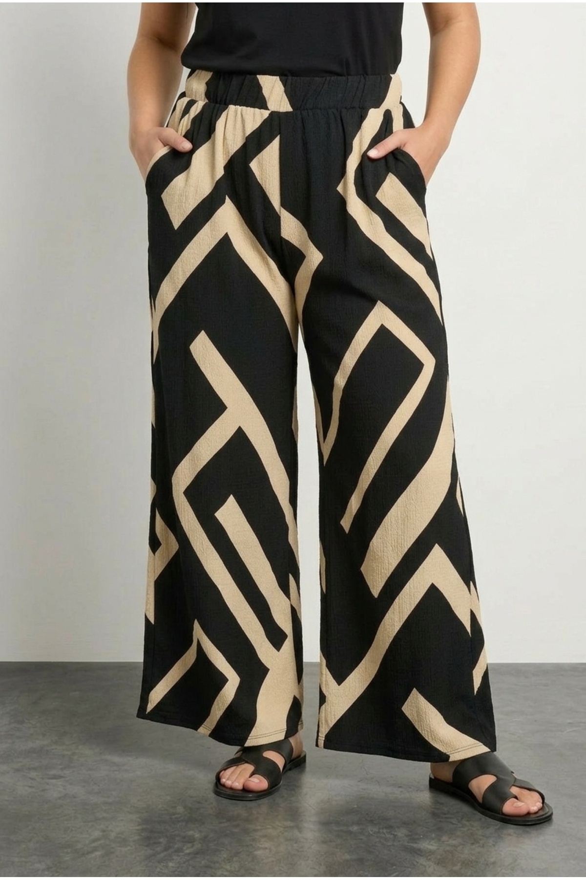 Stil Diva  Büyük Beden Beli Lastikli Bol Paça Cepli Pantolon 310141 - Görsel 2