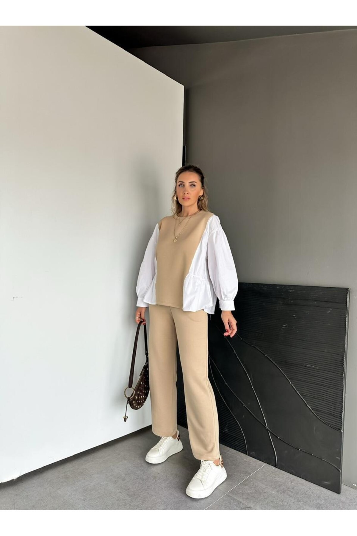 Lijuri Poplin detailed sleeve sweatpants set 10322