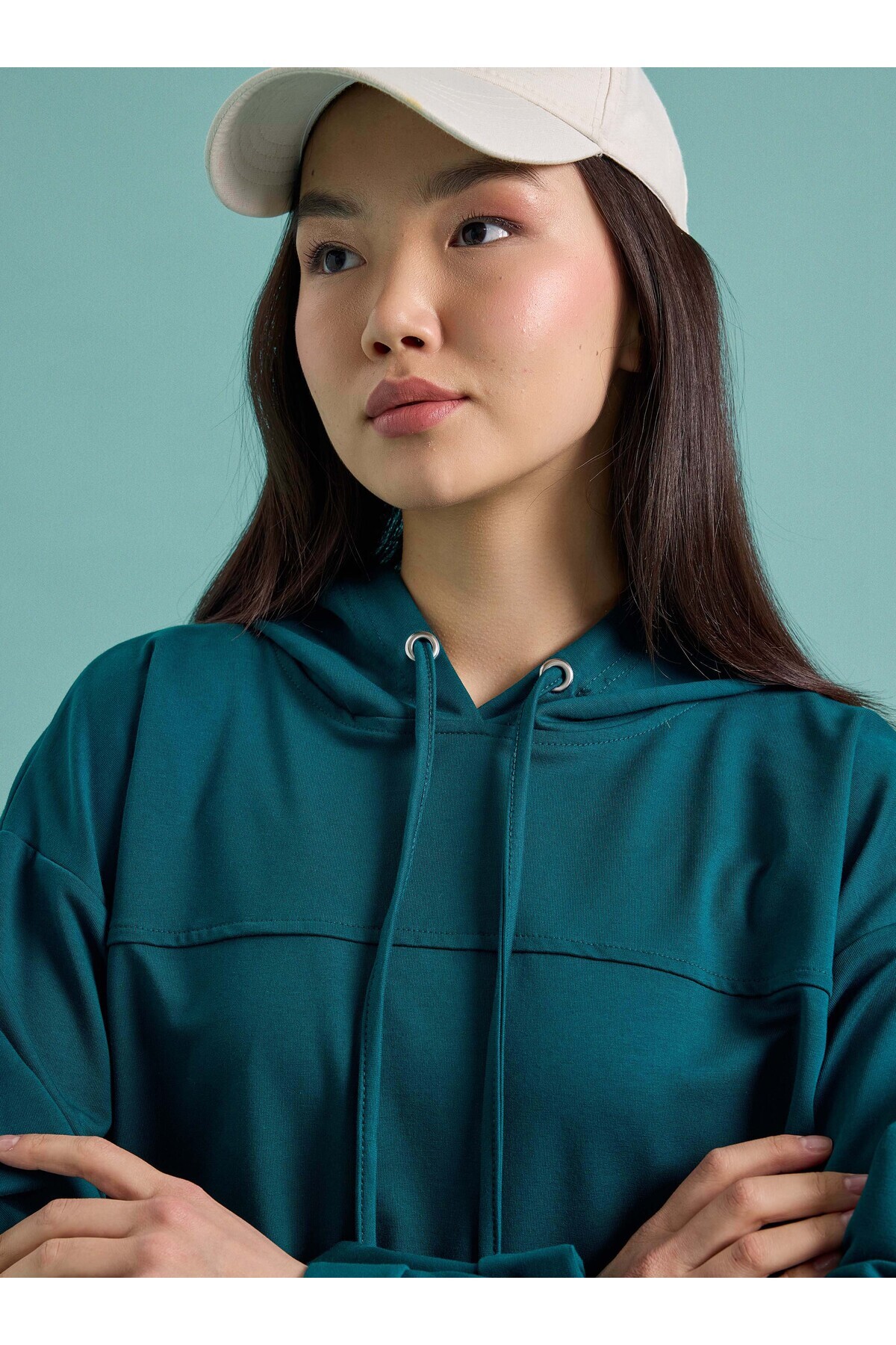 طقم بدلة رياضية بقلنسوة وتفاصيل خياطة - زمرد داكن...