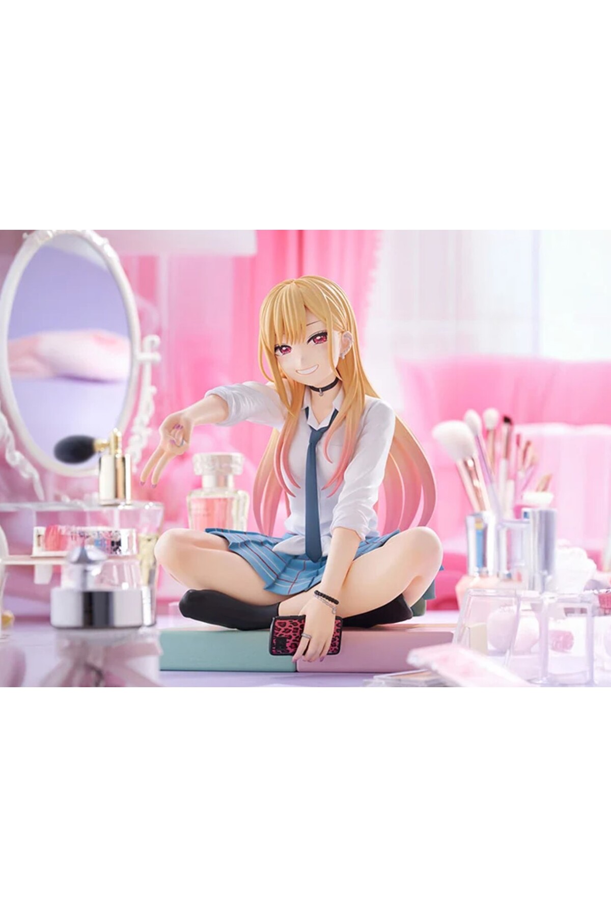 Butic Anime Marin Kitagawa Figür Sarı Tatlı Anime Kızı Oturan