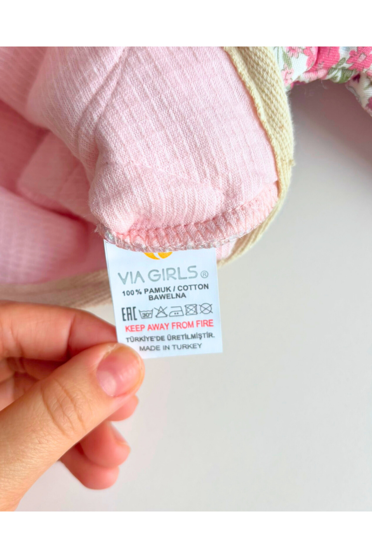 TinyAlp Tasarım Desenli Kız Bebek Mevsimik Kapitone Ceket fotoğrafı 3 (önizleme)