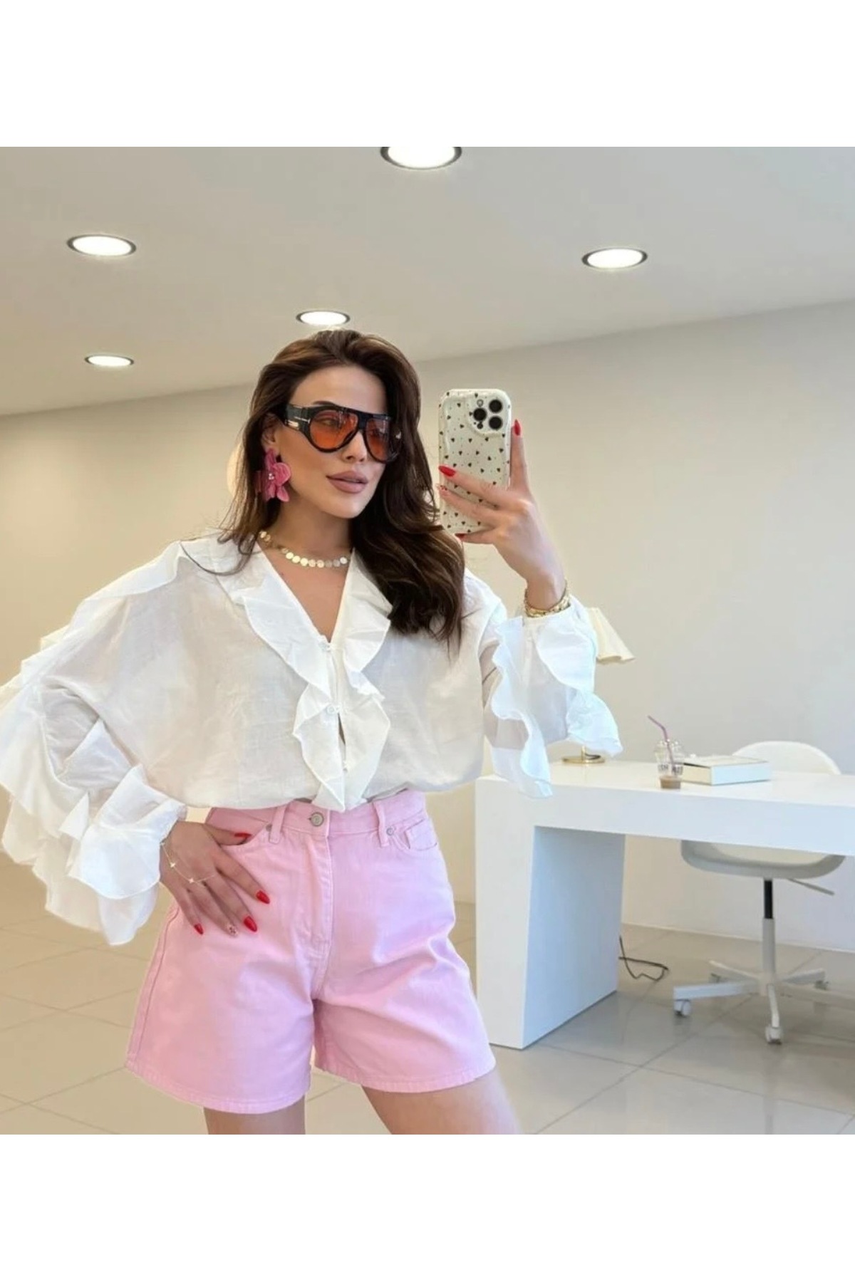 Olbia  Beyaz fırfır detaylı gömlek - Görsel 2