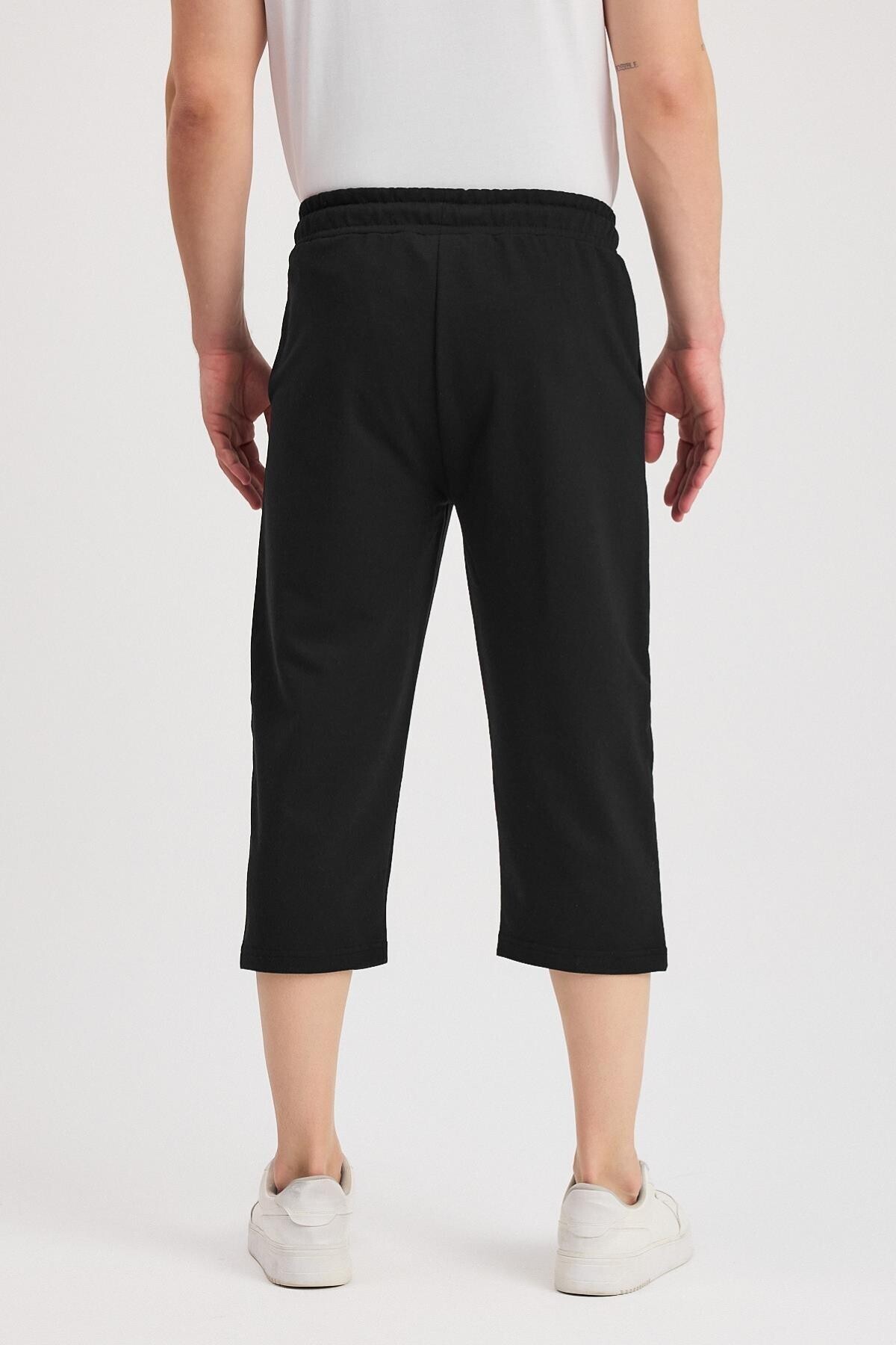 شورت رجالي طويل بجيوب باللون الأسود-أنثراسايت برمو...