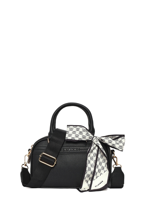 Derimod Kadın Siyah Uzun Askılı Aksesuarlı Kol Çantası 26SBD2150FT