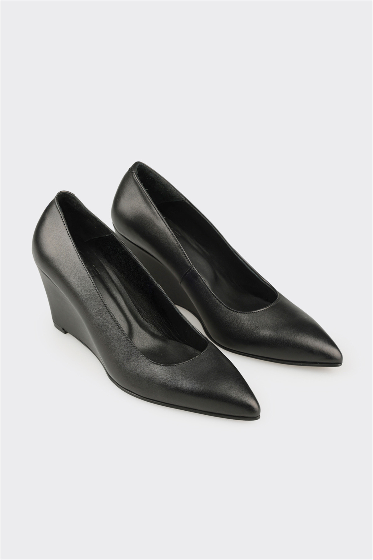 Elle Shoes Siyah Deri Kadın Orta Topuk Ayakkabı görsel 2