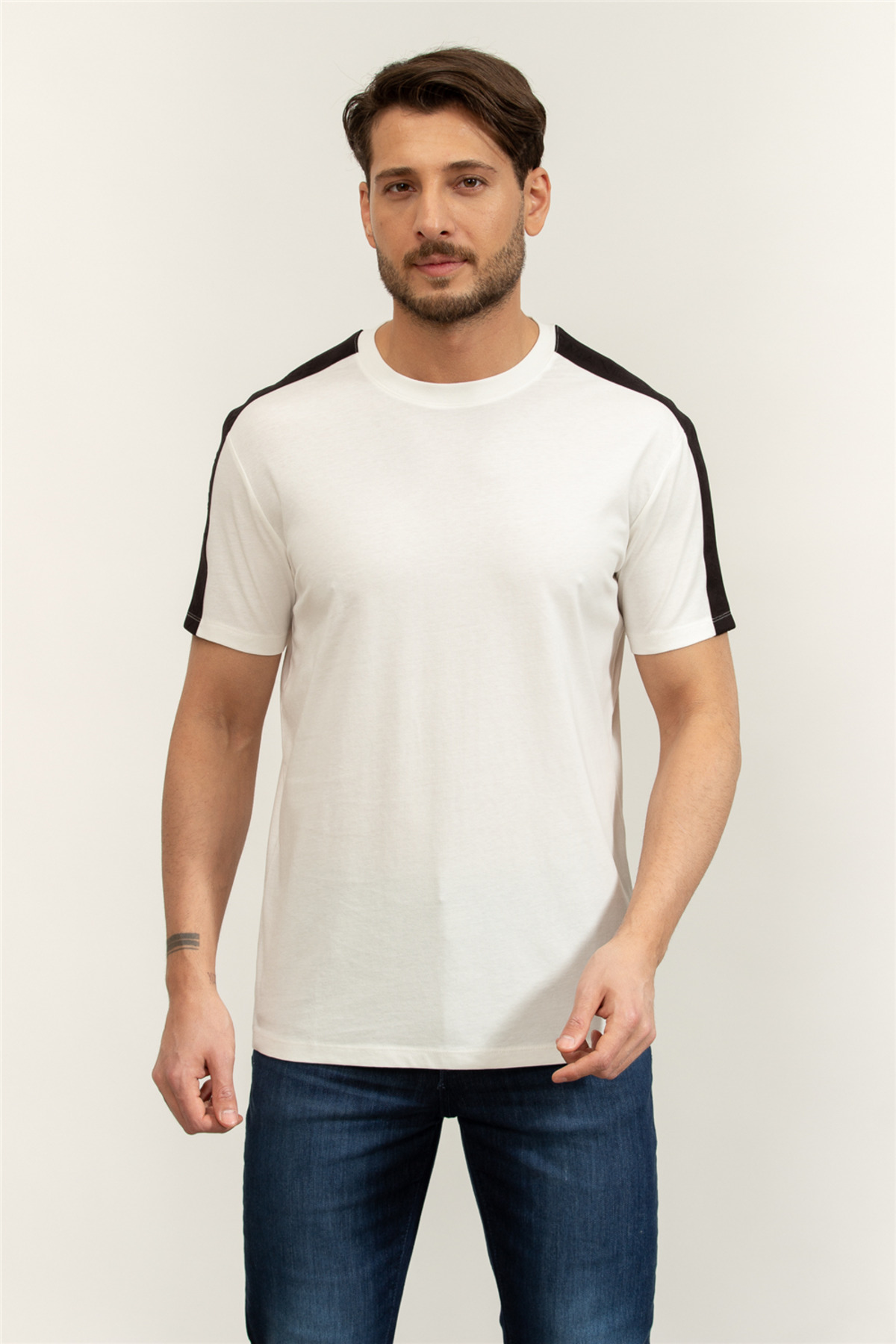 تی‌شرت یقه گرد مردانه سفید آرمانی اکسچنج تی شرت Armani Exchange