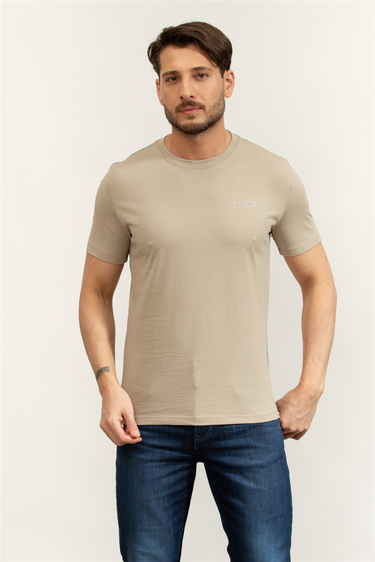 تیشرتمردانهGuessرنگارنگ