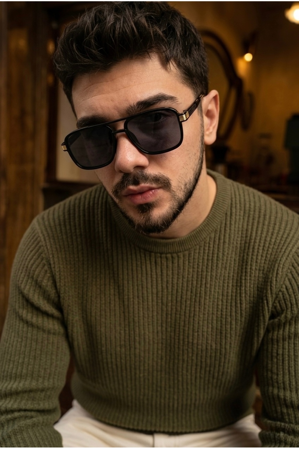 Chunky Frame Vera Unisex Kare Siyah Ultra Hafif Uv400 Filtreli Güneş Gözlüğü görsel 3