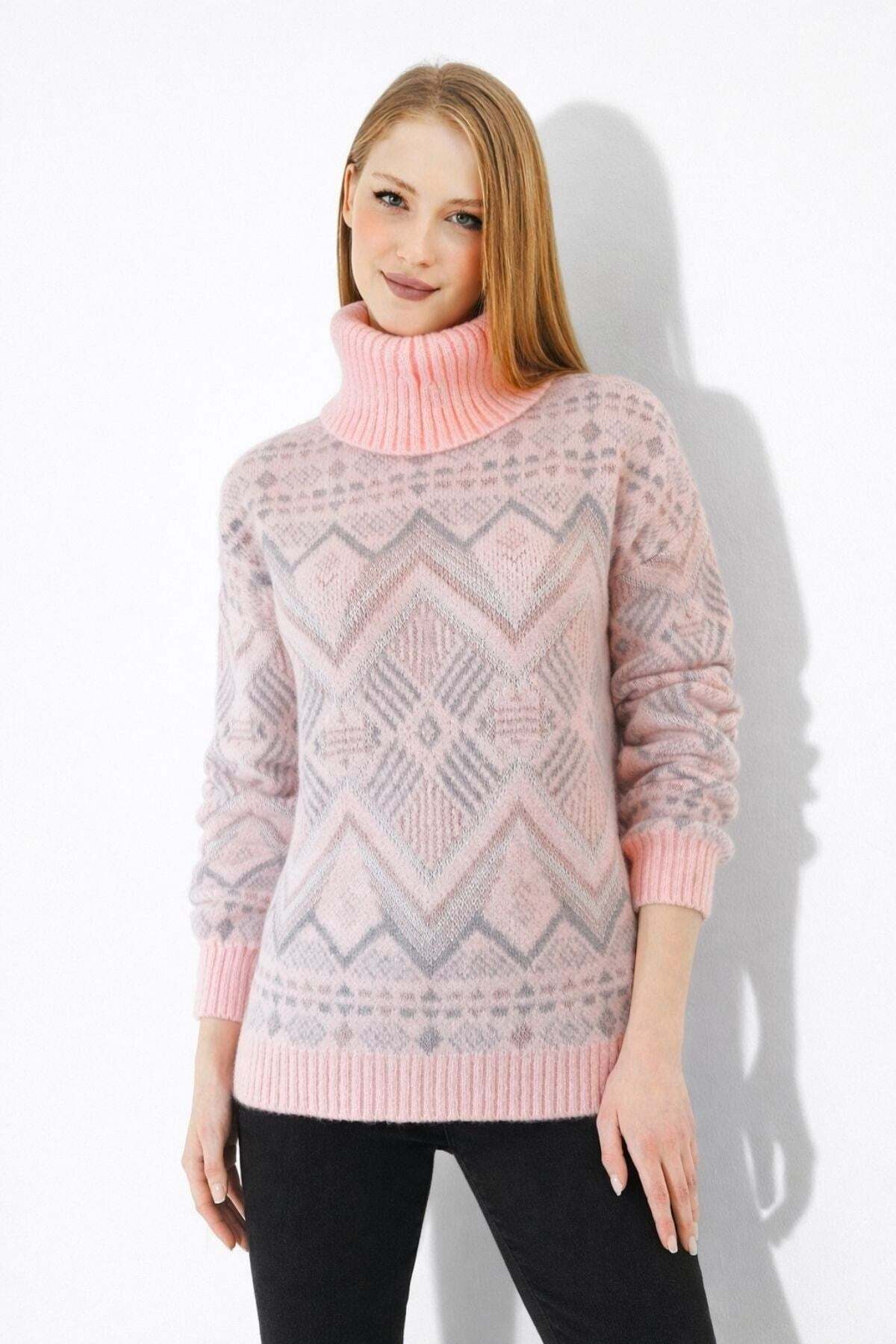 Irmak Kerekli  Kadın Kilim Desenli Yumuşak Dokulu Balıkçı Yaka Triko Kazak 7590 Pembe - Görsel 3