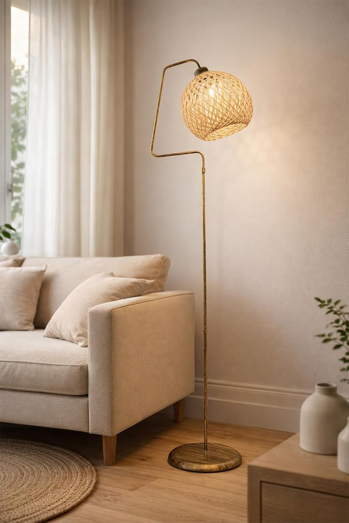Hanmade Decorative Floor Lamp - Courvelenta