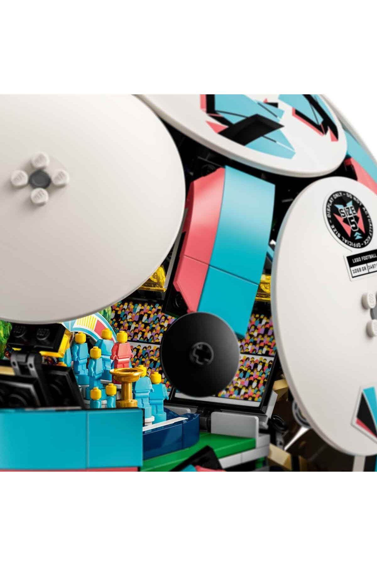 LEGO Editions Futbol Topu 43019 - 10 Yaş ve Üzeri Çocuklar için Yaratıcı Oyuncak Yapım Seti (1498 Pa fotoğrafı 6 (önizleme)