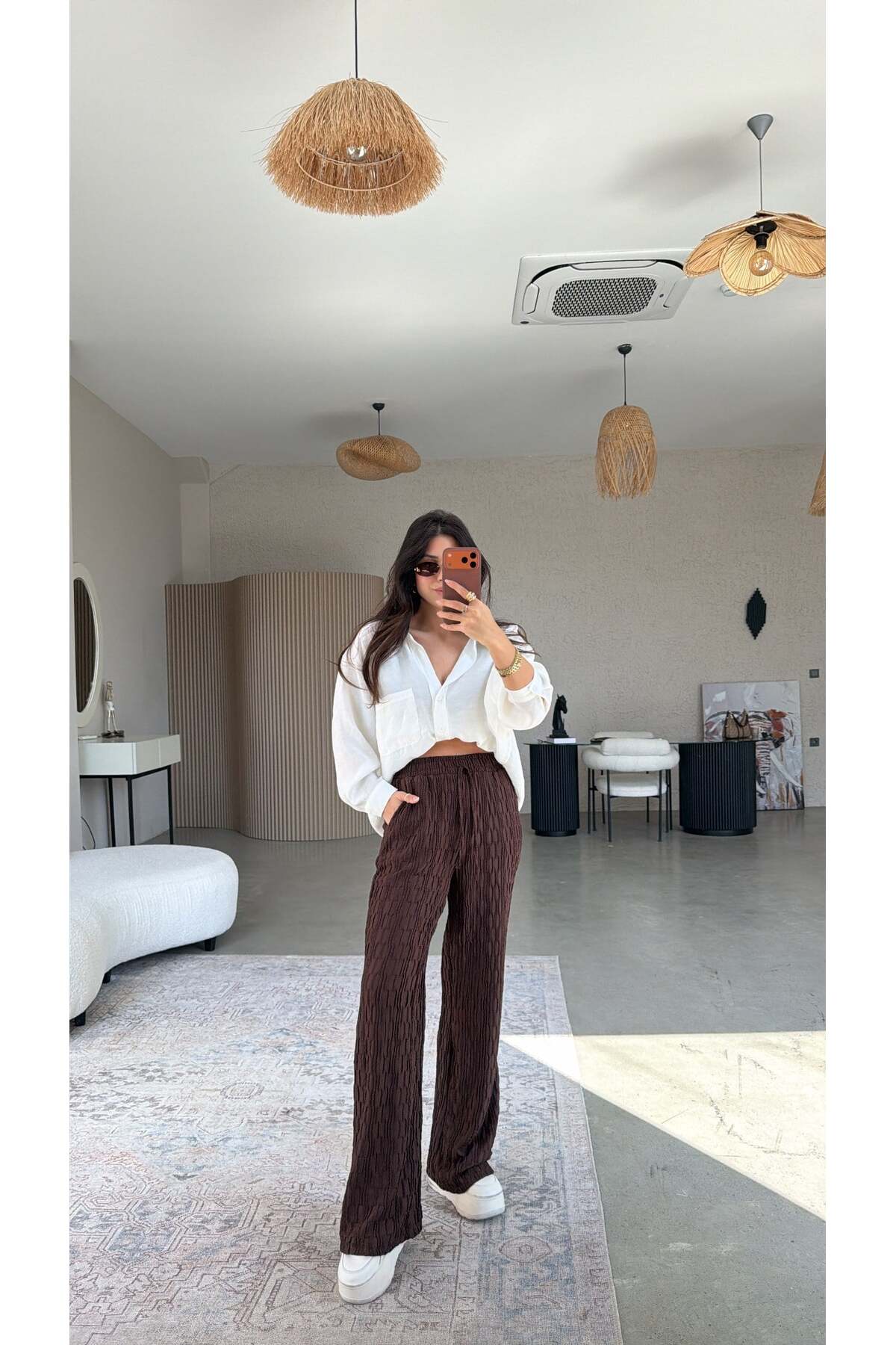 Buket Teke  Kahverengi Bürümcük Kumaş Lastikli Pantolon - Görsel 3