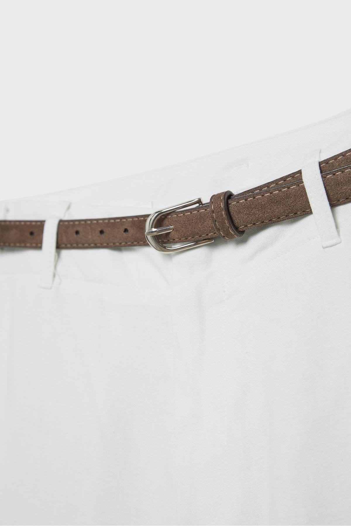 Stradivarius  Kemerli, keten görünümlü düz paça pantolon - Görsel 8