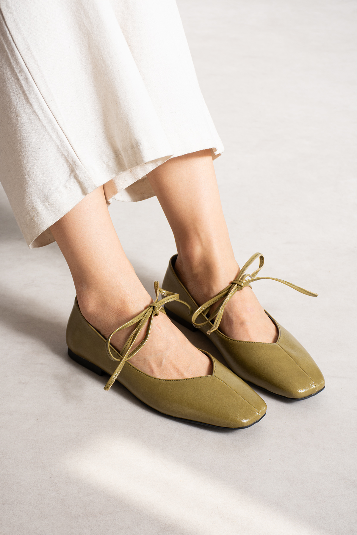 DESPİNA  MARLON Kadın Bağcıklı Babet Açık Yeşil Küt Burun Minimal Şık Ayakkabı
