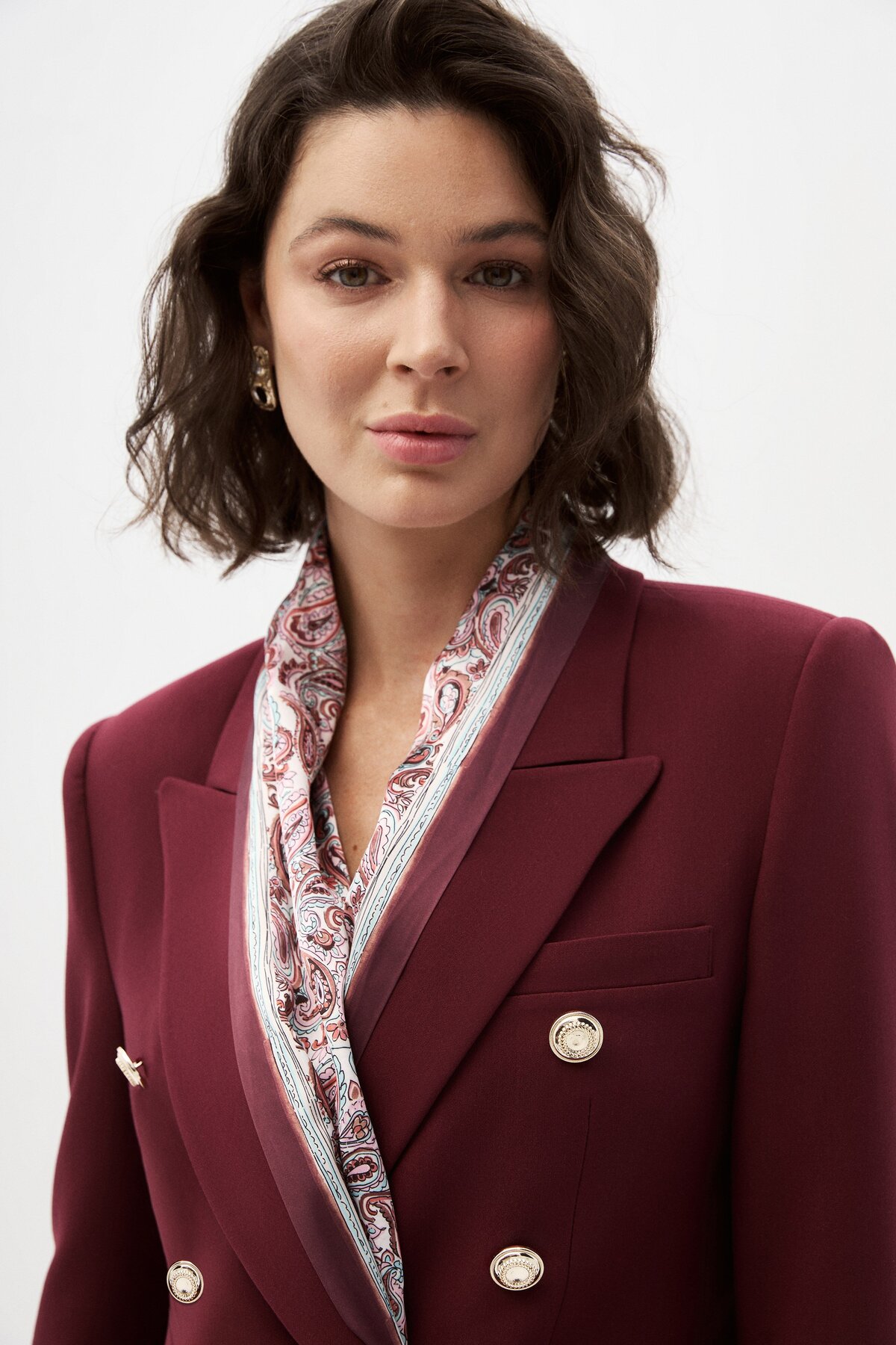 shnwomen Bordo Fularlı Blazer Ceket görsel 4