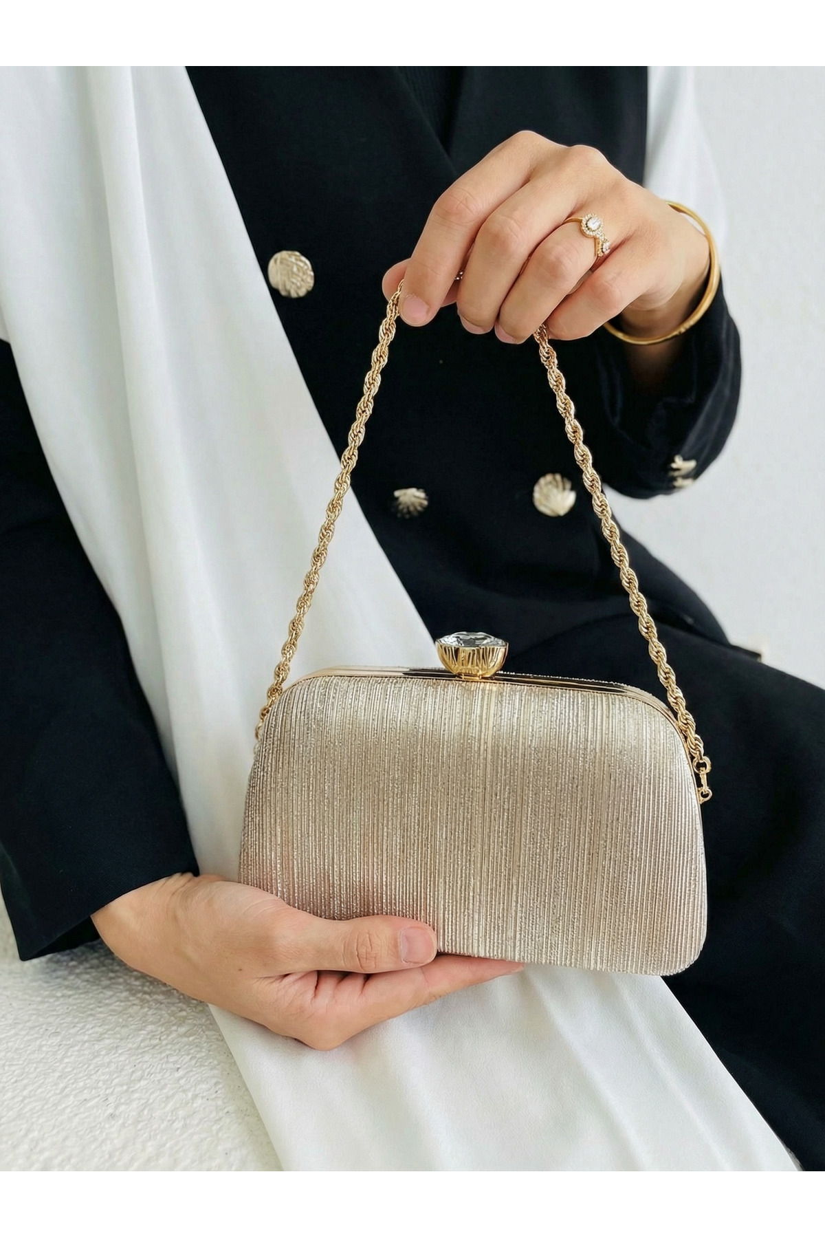 Women's Gold Cupra Chain Detailed Long Chain Strapped Evening Bag (Suitable for Phone Use)