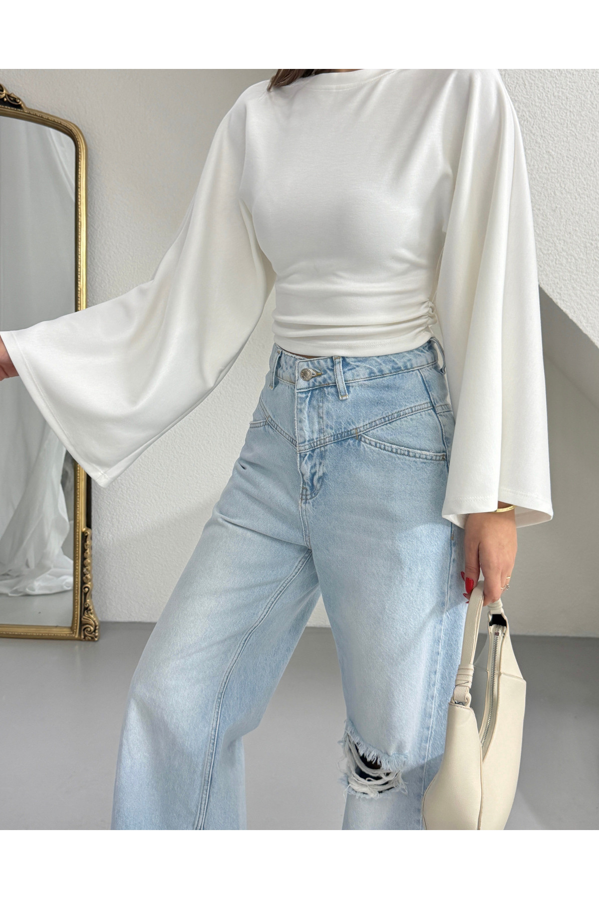 MareandCo  Salaş Kol Bele Oturan Model Bluz -Beyaz - Görsel 3