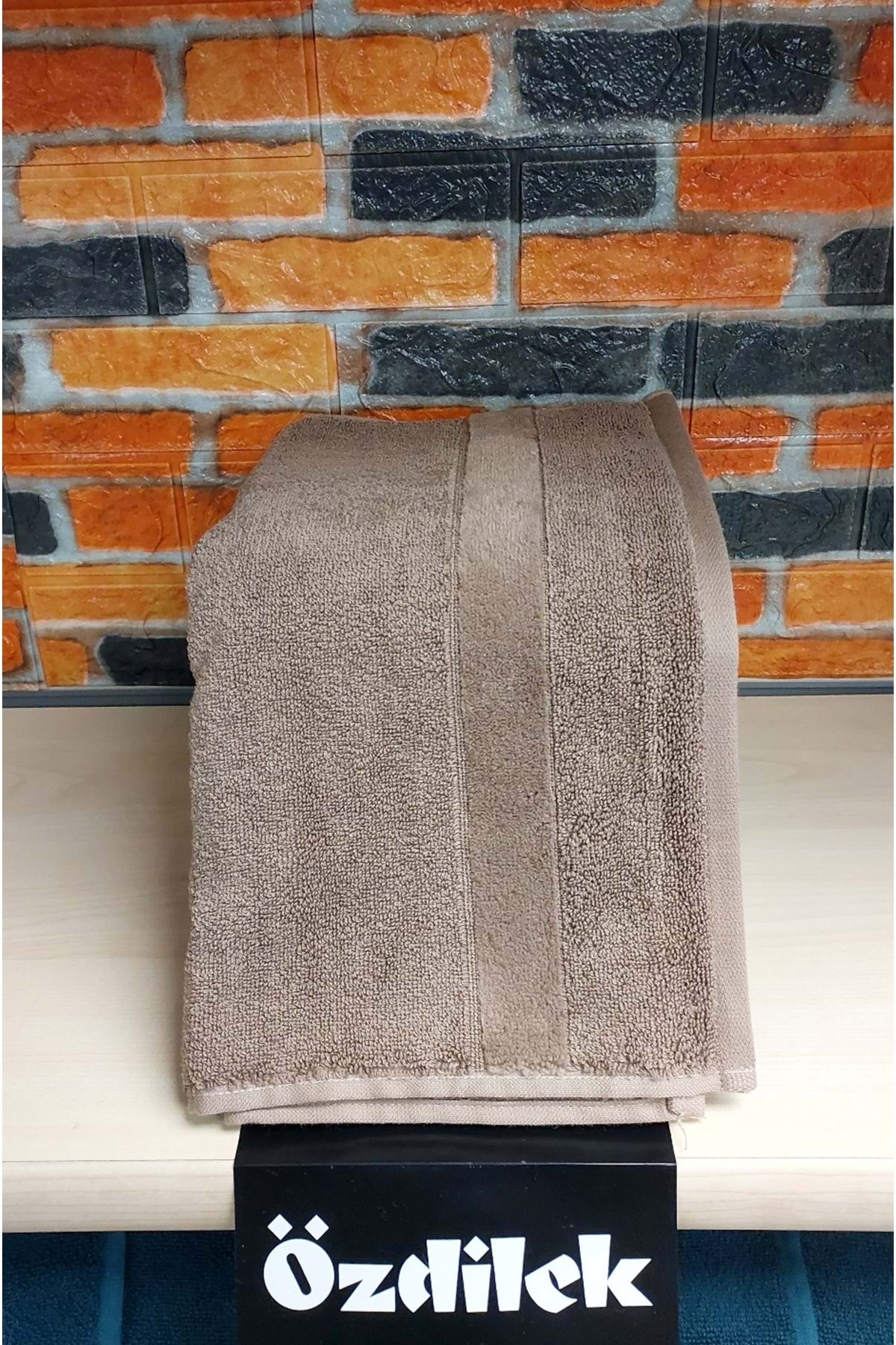 Svv Border Oversized Bath Towel (89x173) - Light Brown (A.Coffee)