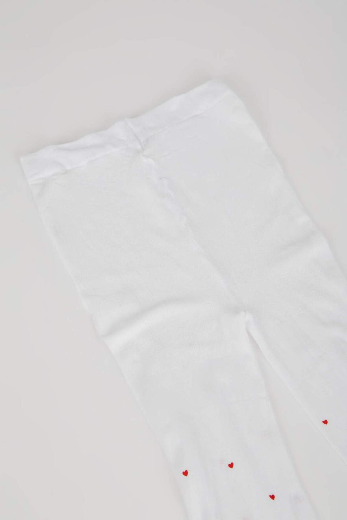 Defacto 23 Nisan Kız Çocuk Kalp Desenli Muz Külotlu Okul Çorabı X4350A6NS fotoğrafı 4 (önizleme)