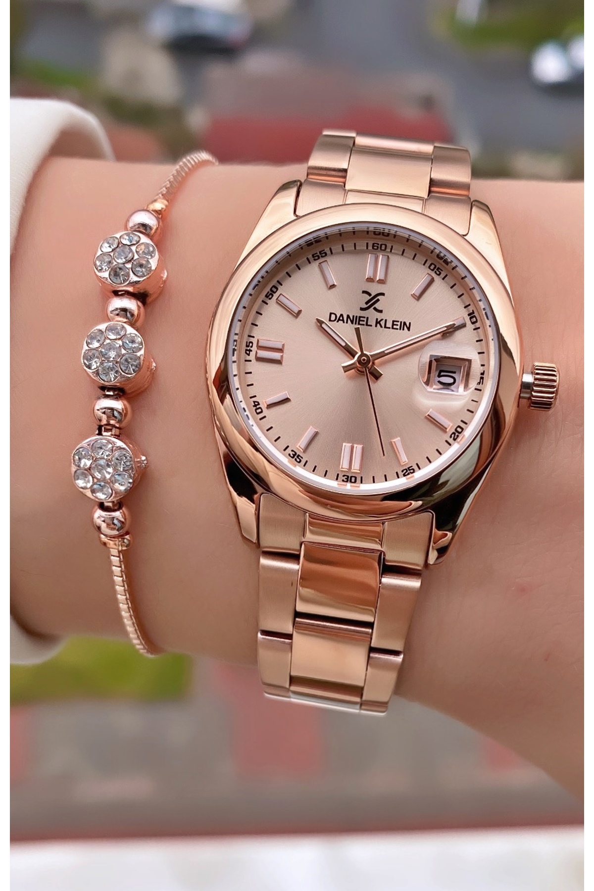 Brand Original - Rose Gold Color- Women's Wrist Watch with 2 Year Warranty - Bracelet Gift