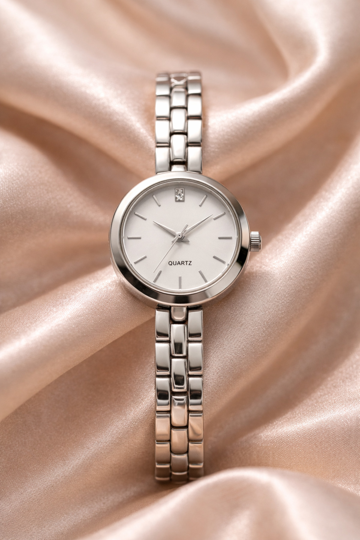 Women's Watch Steel Watch Silver Color White Dial Vintage Elegant Stylish Old Money Luxury Women Wrist Watch