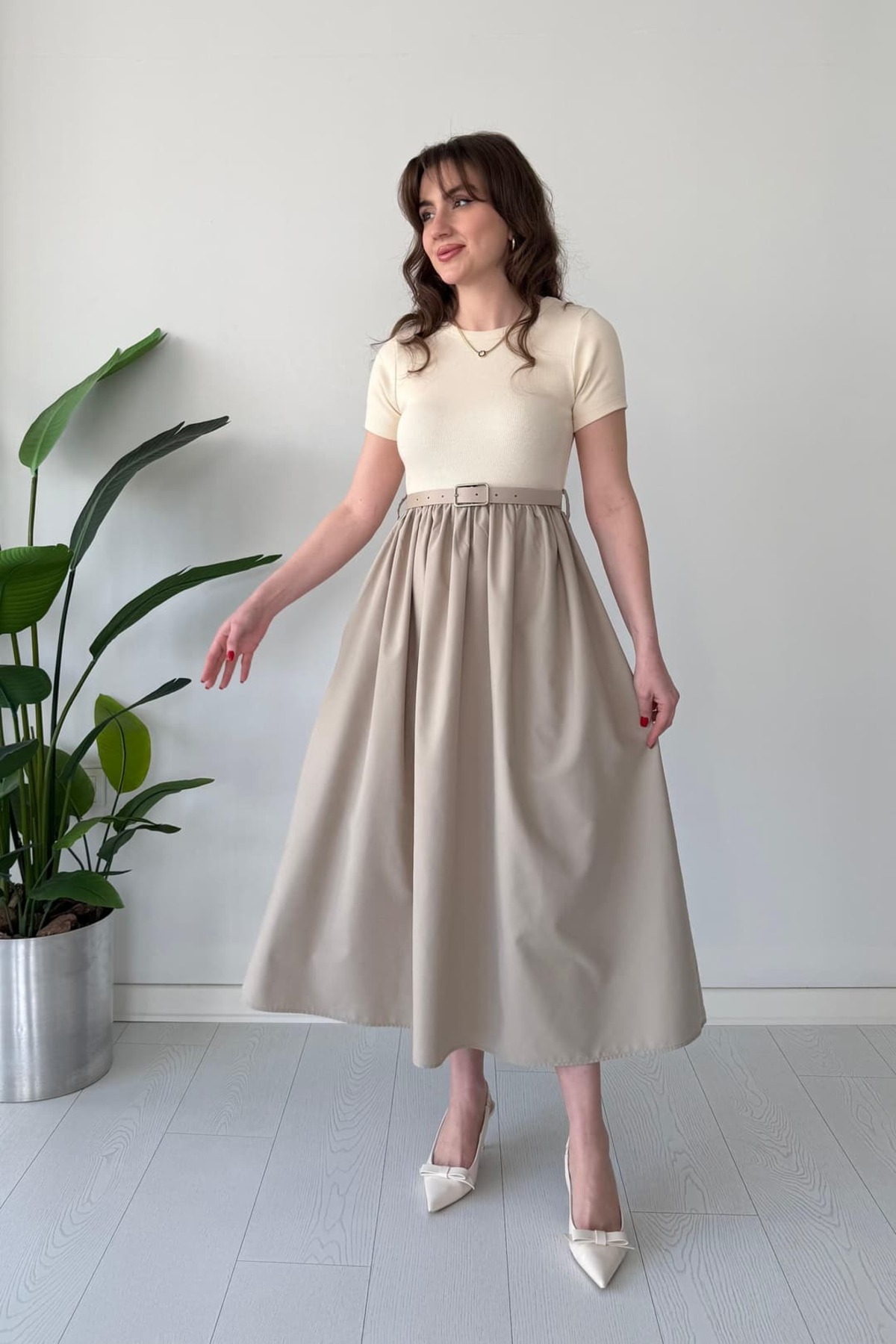 MaziButik  Kısa Kol Kemerli Poplin Detay Elbise