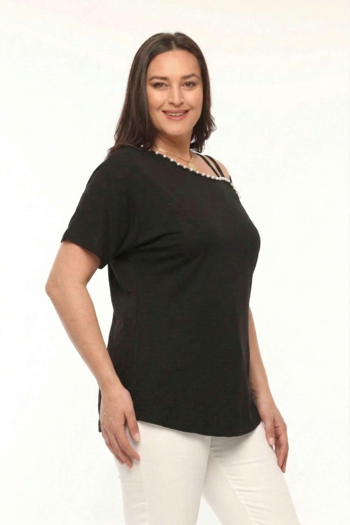 Curvy Trend  Büyük Beden İnci İşlemeli Asimetrik 3 Askı Biyeli Kısa Kol Bluz - Görsel 2