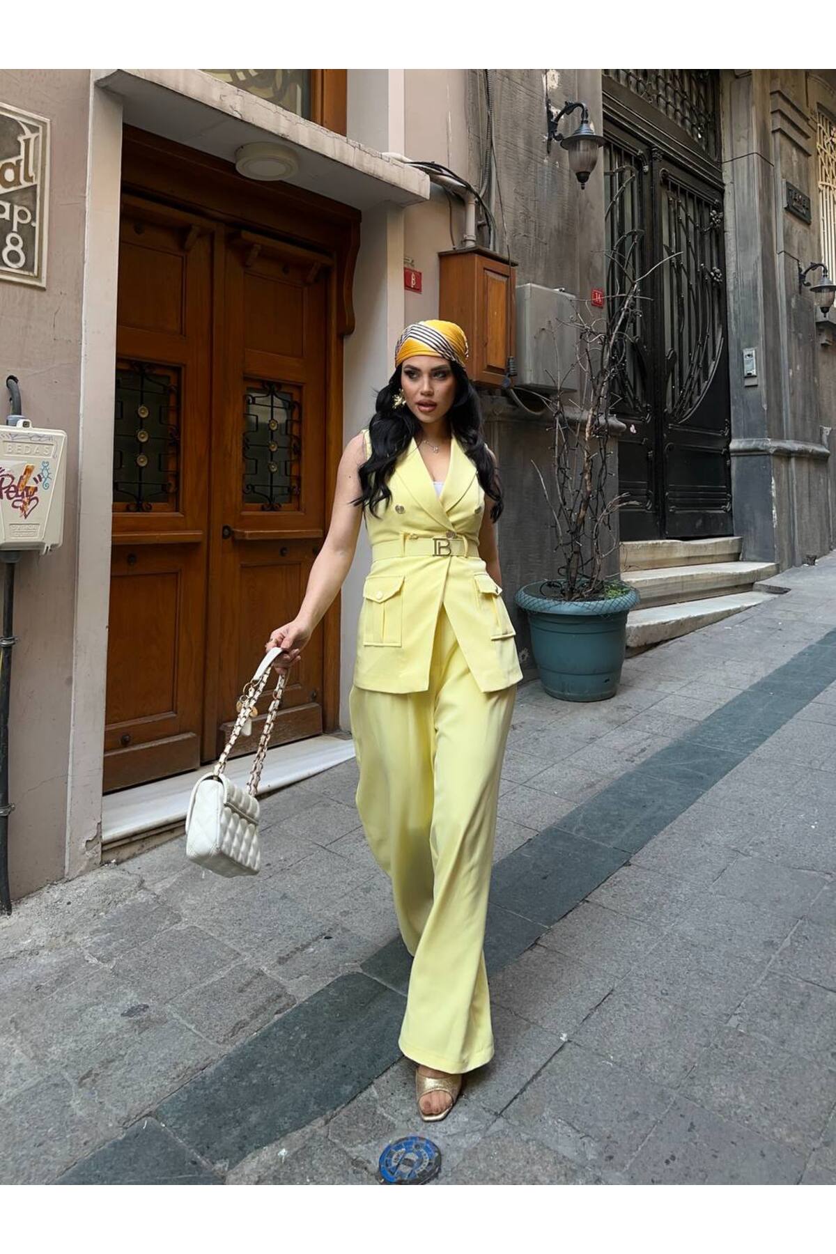 Costume tailleur pour femme avec ceinture B - Görsel 4