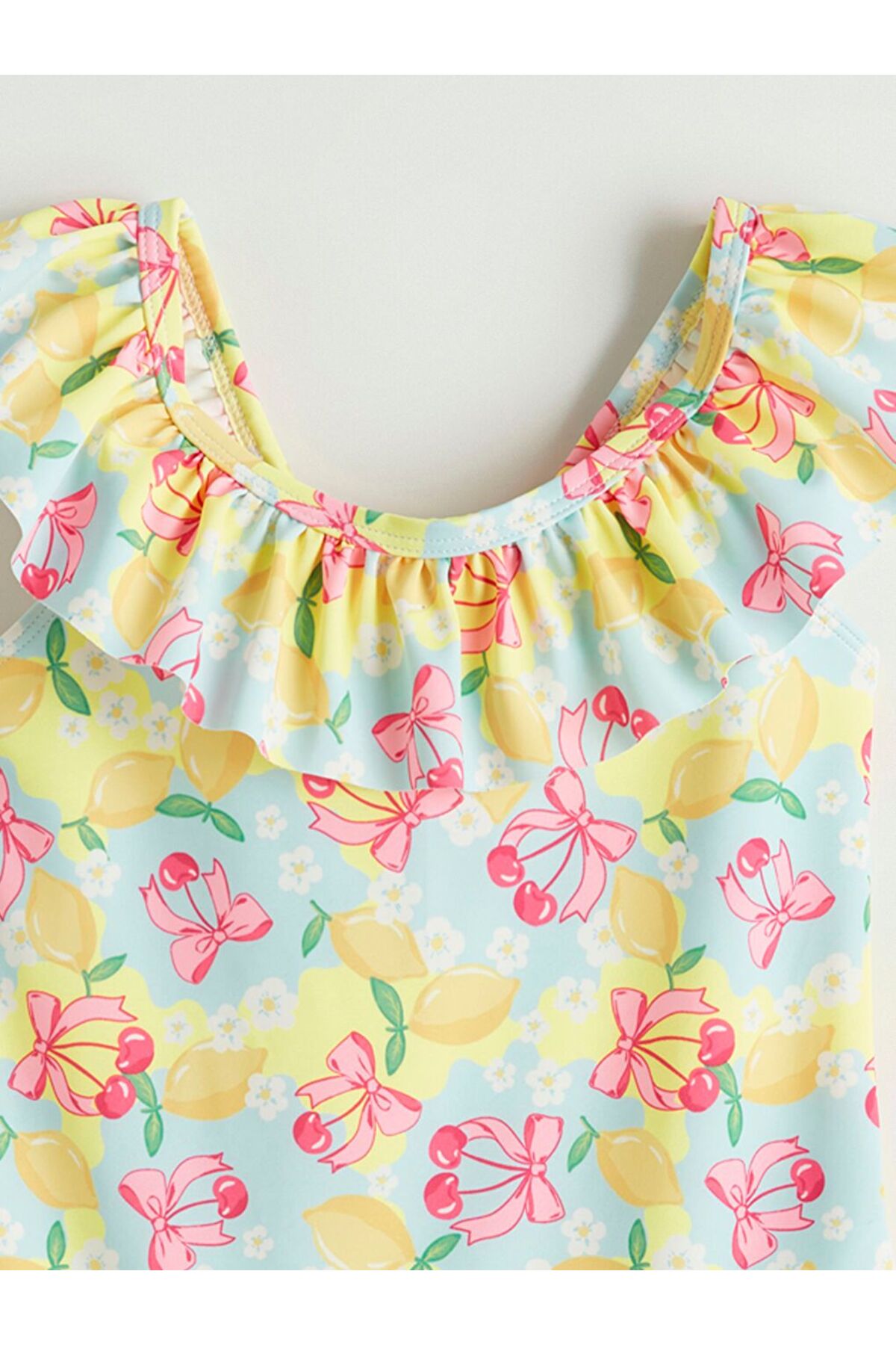 LC Waikiki Fırfırlı Desenli Kız Çocuk Mayo fotoğrafı 2 (önizleme)
