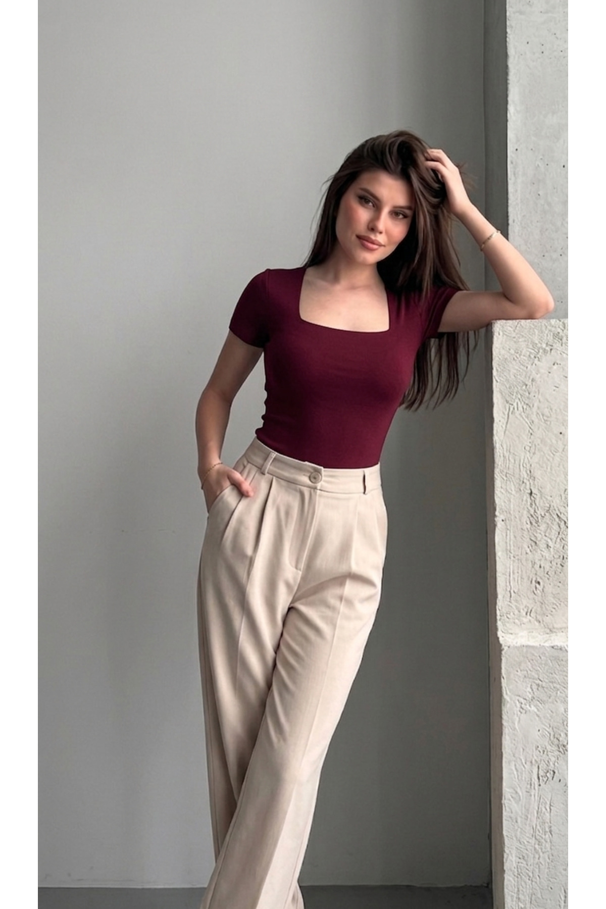 MODiSCHO Kadın Bordo Kare Yaka Slim Fit Pamuklu Ultra Soft Likralı Kumaş Basic Bluz görsel 4