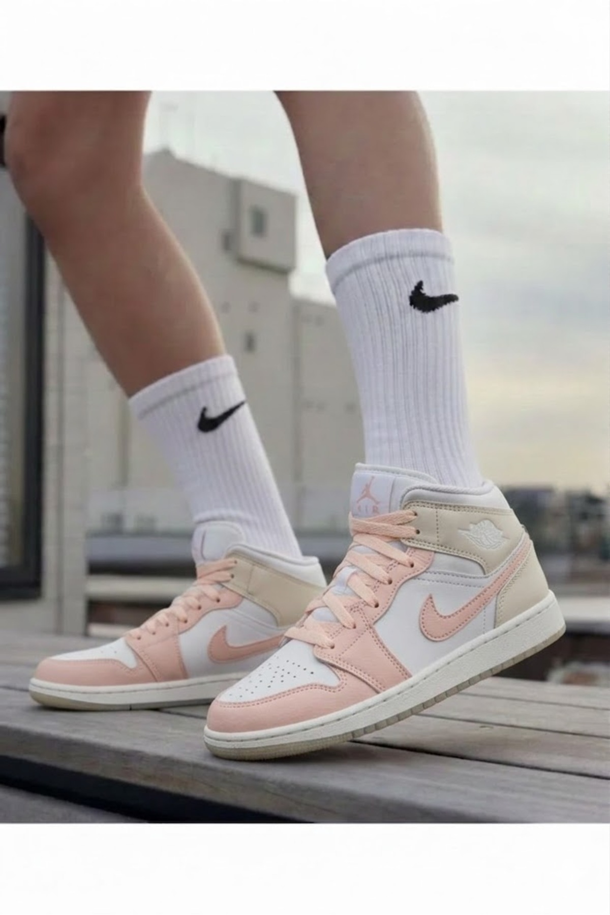 シューズ(男性用) Nike Women's Air Jordan 1 High OG Nike Air Jordan 1 Retro High Og Green Glow White Black Dz5485-130