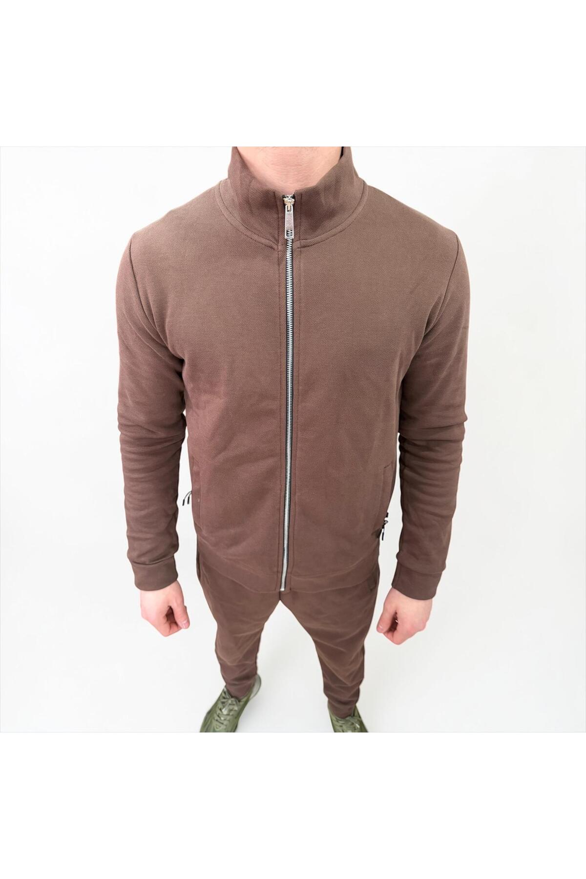 Erkek Eşofman Takımı Slim Fit Dokulu Kumaş Fermuarlı Üst Lastikli Paça Modern Spor Takım — قهوه‌ای TR-198872618 — تصویر 7 از 7