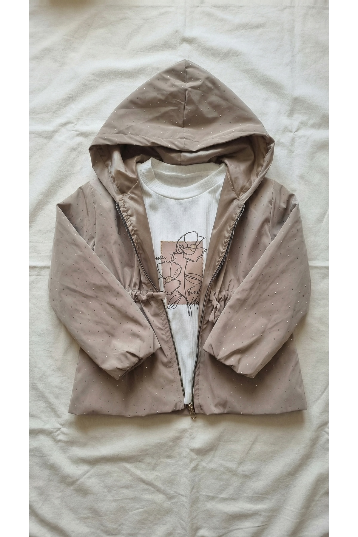 Sabi Kız Çocuk Taş İşlemeli Kapüşonlu Astarlı Yağmurluklu Üçlü Takım Set fotoğrafı 5 (önizleme)