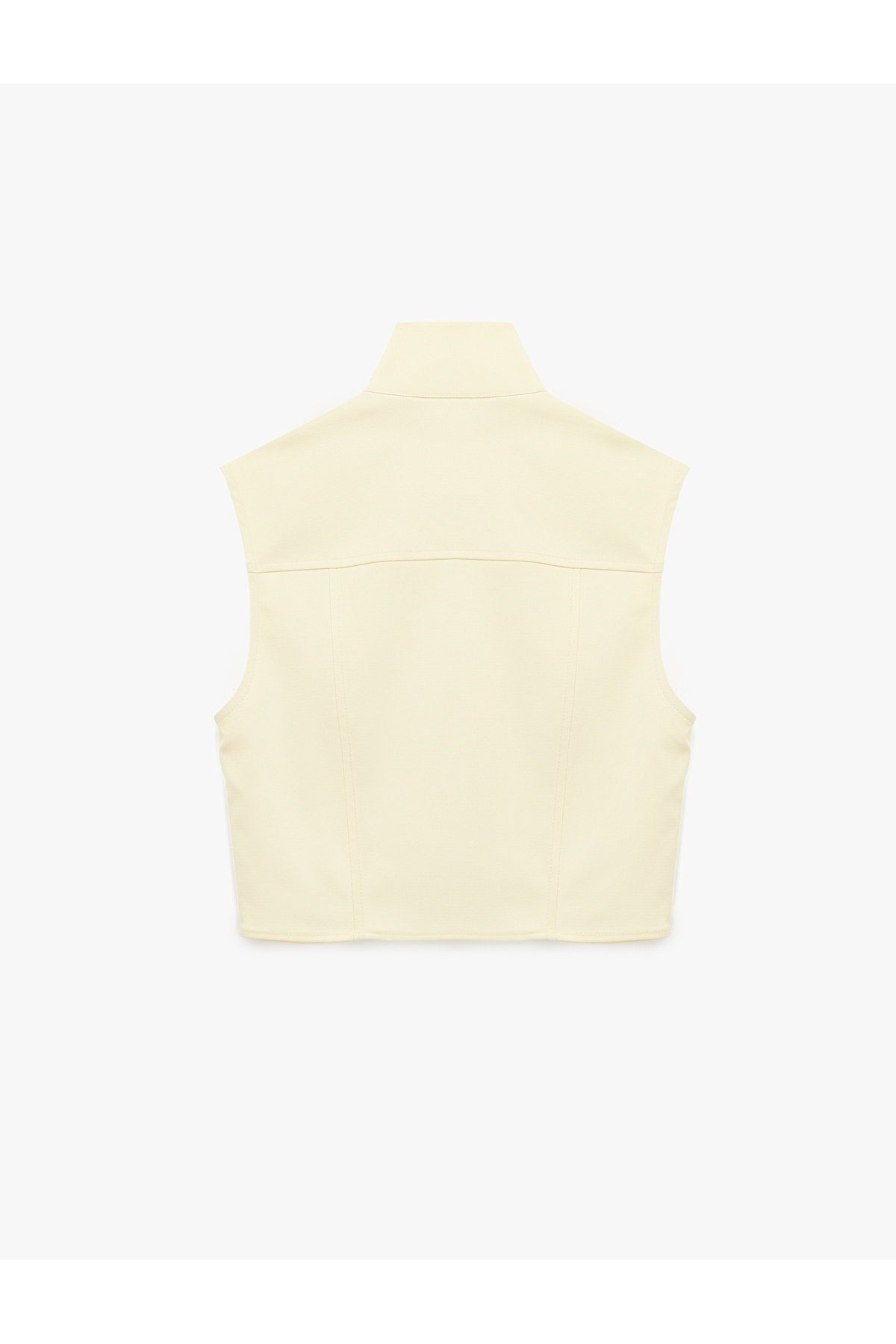 Koton  Asimetrik Kesim Düğme Detaylı Kolsuz Dik Yaka Bluz - Görsel 4