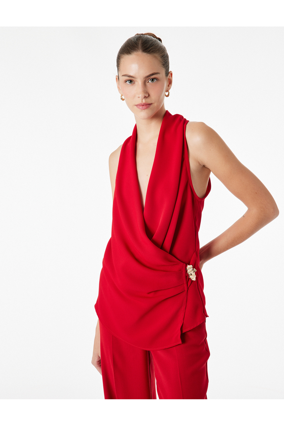 Wrap Collar Sleeveless Crepe Blouse with Metal Accessories
