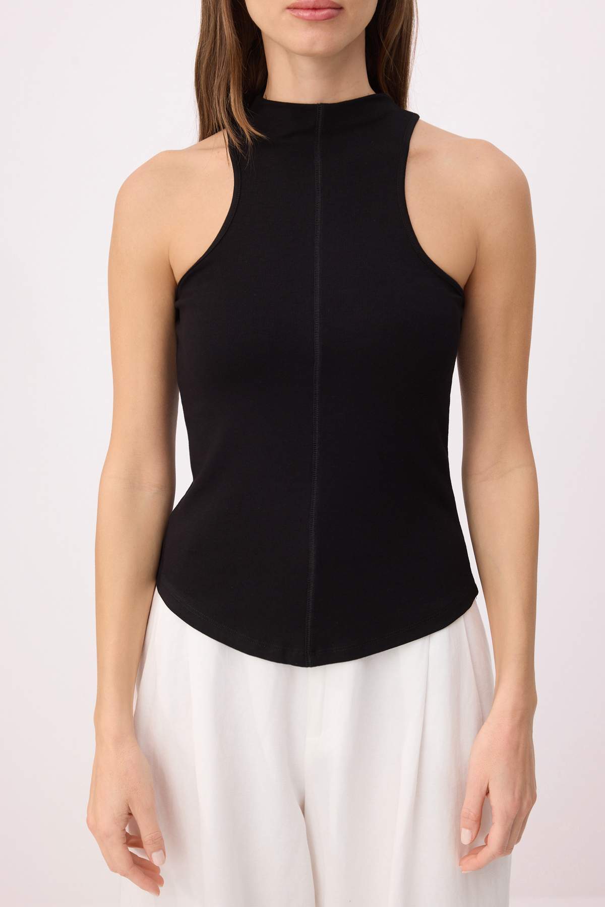 trendyolmilla-womens-flat-athlete