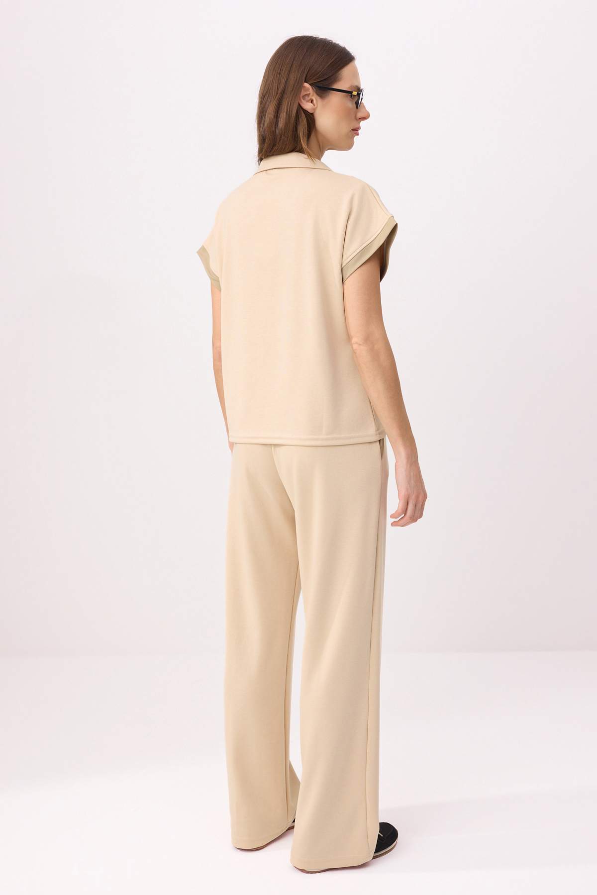 Trendyolmilla  Taş Regular Devrik Yaka Geniş Paça Uzun Soft Touch Örme Alt Üst Takım TWOSS26AU00149 - Görsel 4