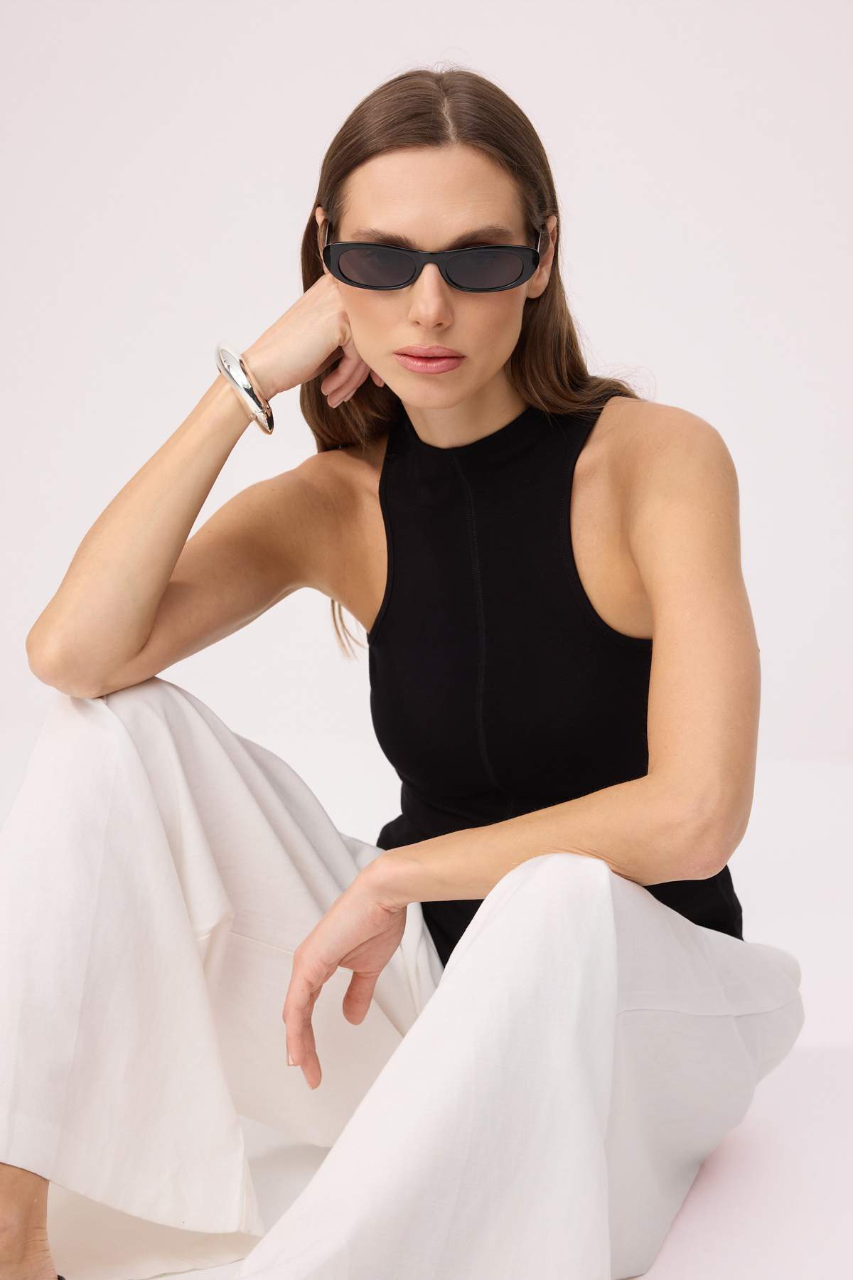 trendyolmilla-womens-flat-athlete