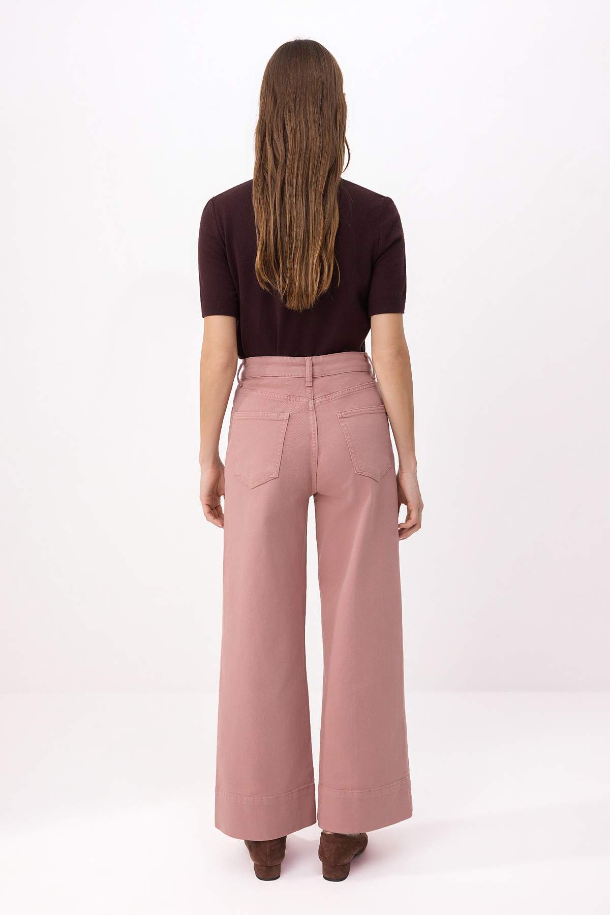 Trendyolmilla  Gül Kurusu Dikiş Detaylı Yüksek Bel Orta Esnek Wide Leg Jeans TWOSS26JE00207 - Görsel 4