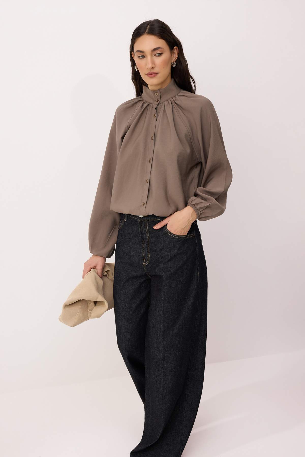 Trendyolmilla  Haki Dik Yaka Büzgülü Modal Gömlek TWOSS26GO00078 - Görsel 2