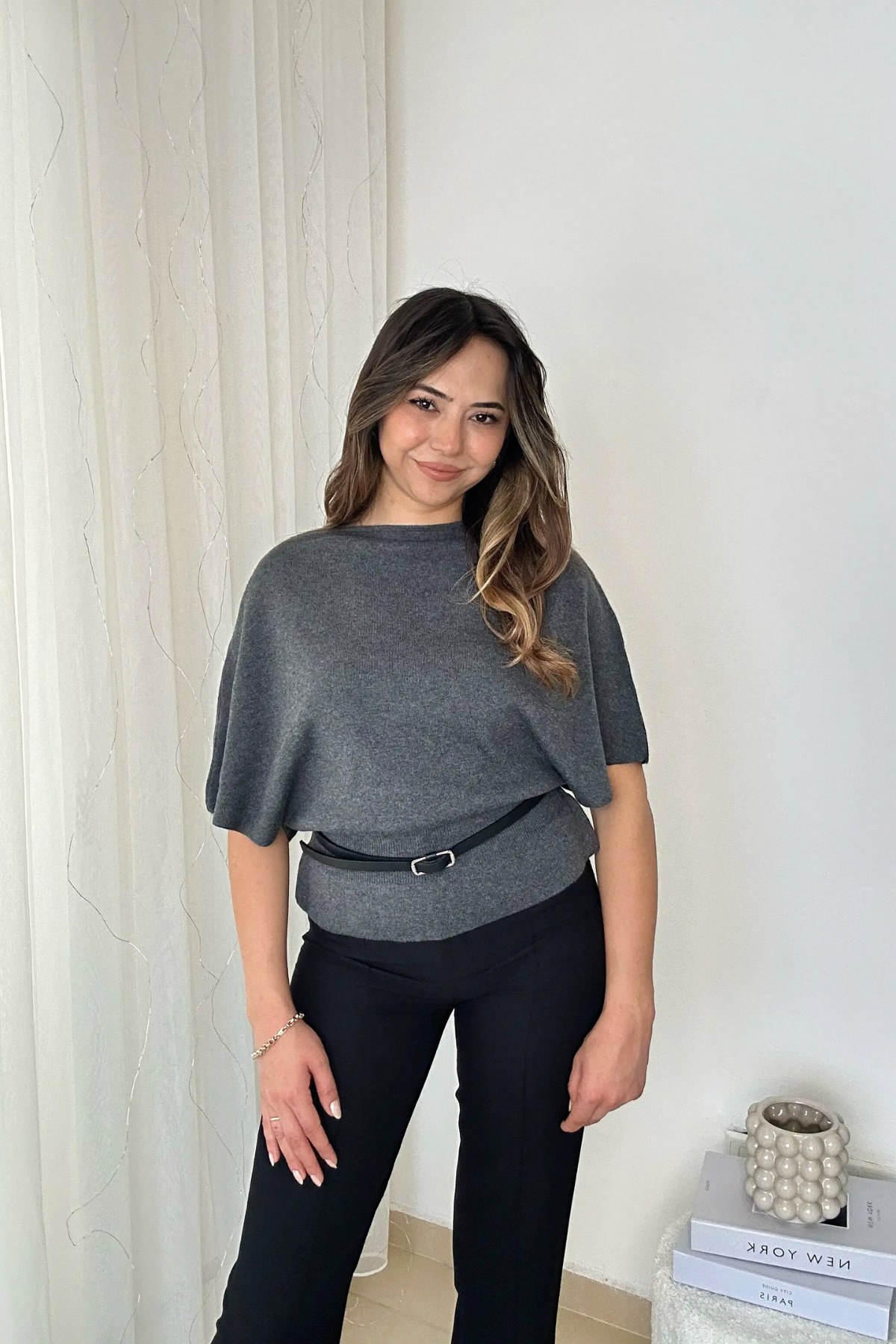 İnouveaue  Yeni Sezon Füme Kayık Yaka Yarasa Kol ve Beli Kemerli Kadın Triko Kazak - Görsel 4