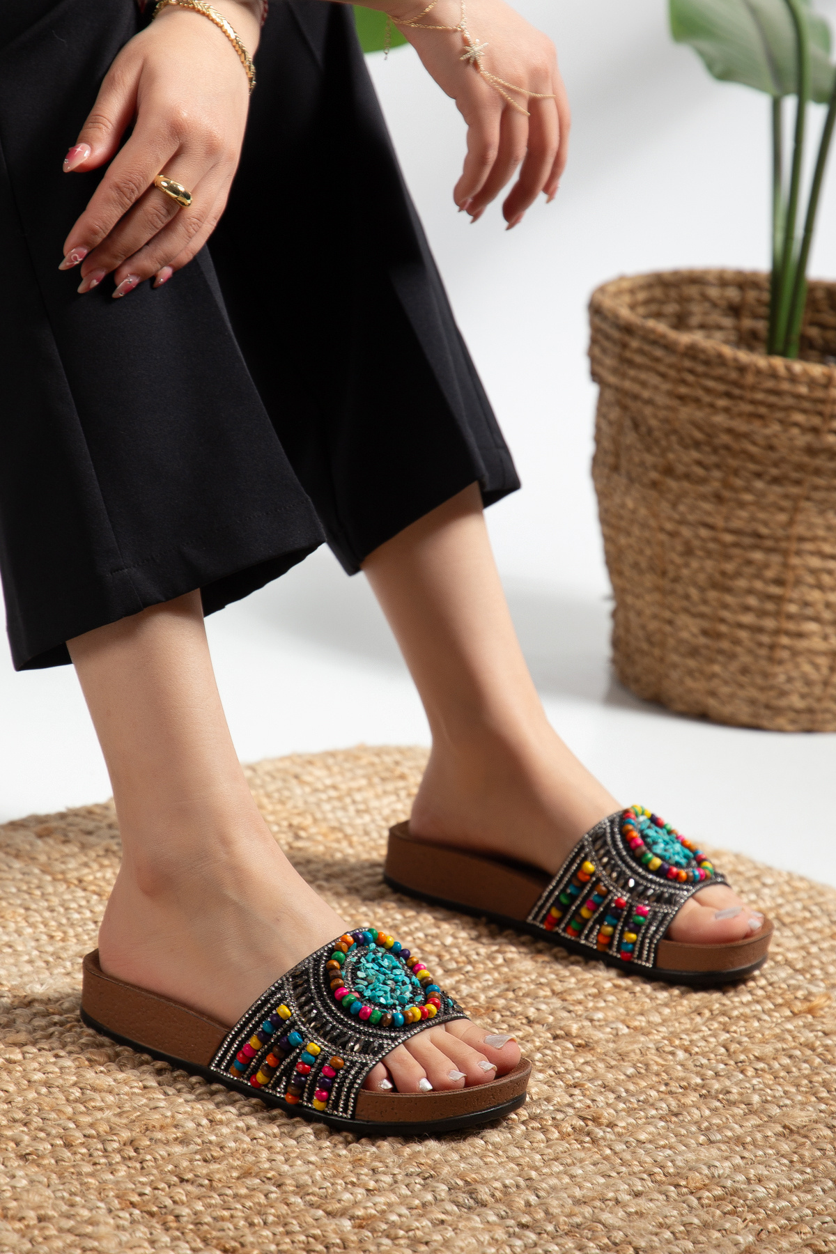 PLN SHOES Pien Pedli Anatomik Rahat Taşlı Boncuklu Kadın Terlik görsel 2