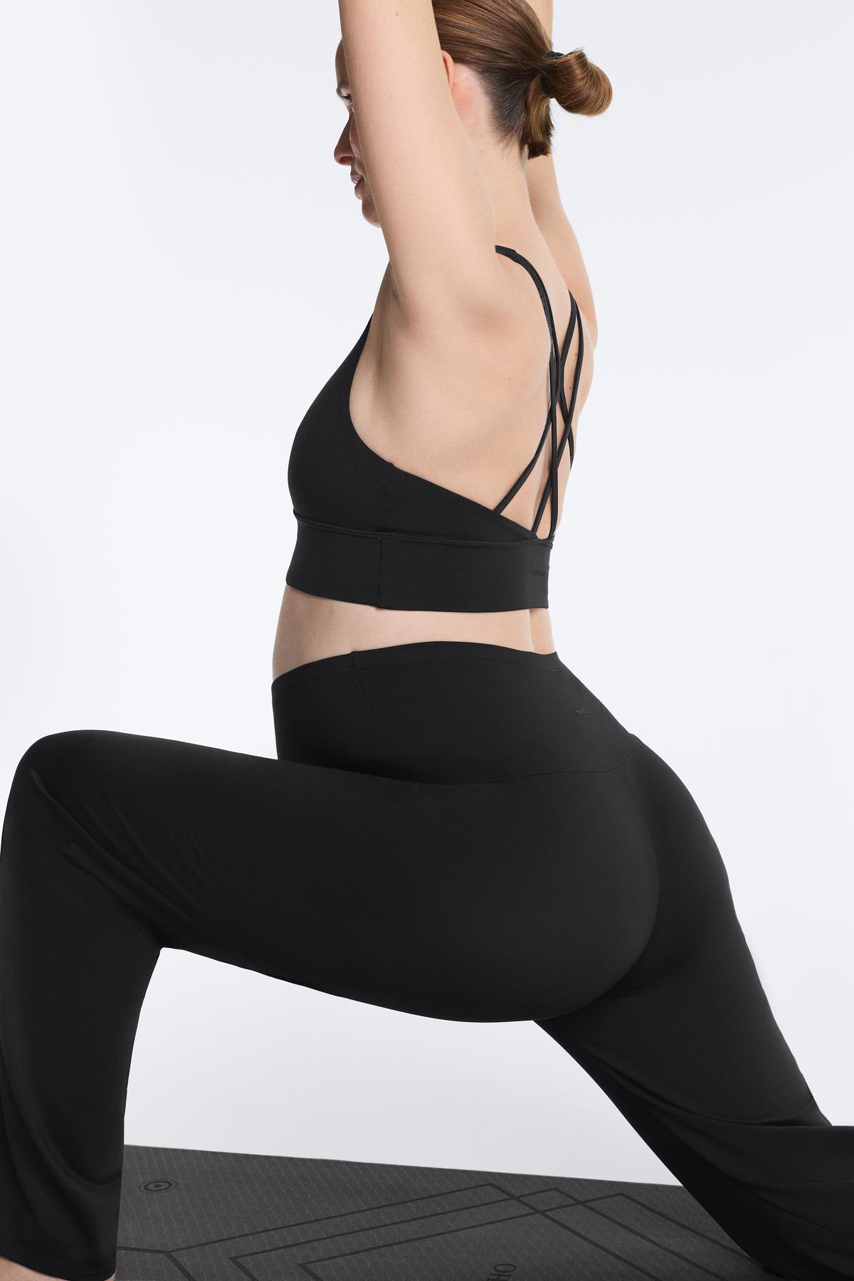 Oysho Comfortlux hamile düz kesim pantolon fotoğrafı 5 (önizleme)