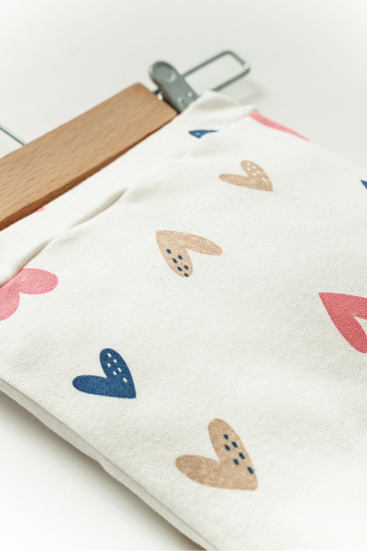 NEU KIDS Hastane Çıkış Seti Penye 5'li Set Yenidoğan Kıyafetleri Renkli Kalp %100 Pamuk - Hediye Paketli fotoğrafı 3 (önizleme)