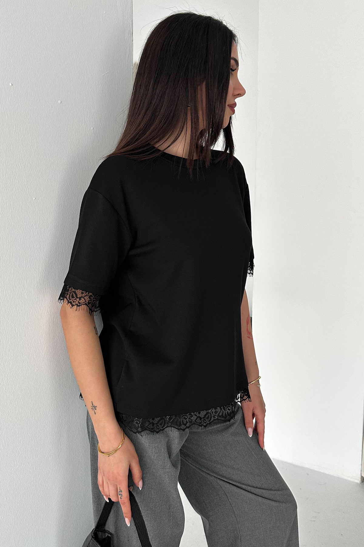 Noa Noa  Kadın Dantel Detaylı T-Shirt – Siyah Arkası Dantel Şık Bluz - Görsel 6